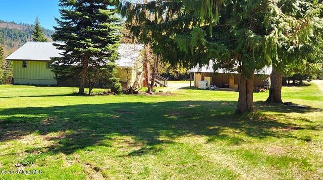 19856 B St Joe River Rd, Calder, ID 83808