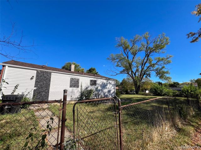 3381 Kendall Street, Detroit, MI 48238