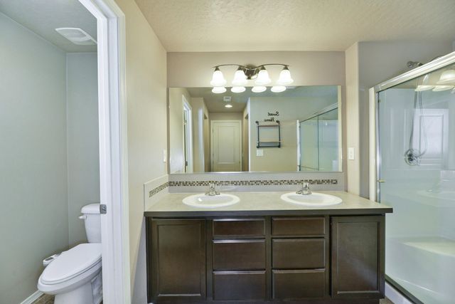 917 S Soda Rd, Spokane, WA 99224