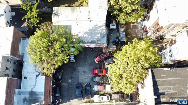 422 Monroe Street, Passaic, NJ 07055