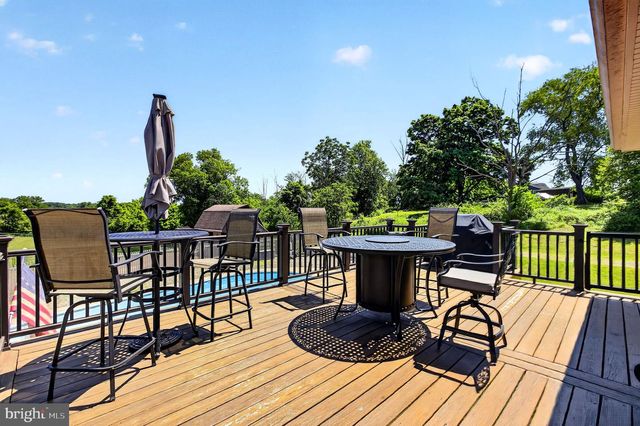 115 FAIRVIEW DR, Branchburg, NJ 08853
