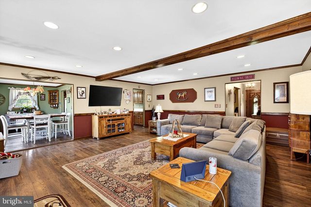 115 FAIRVIEW DR, Branchburg, NJ 08853