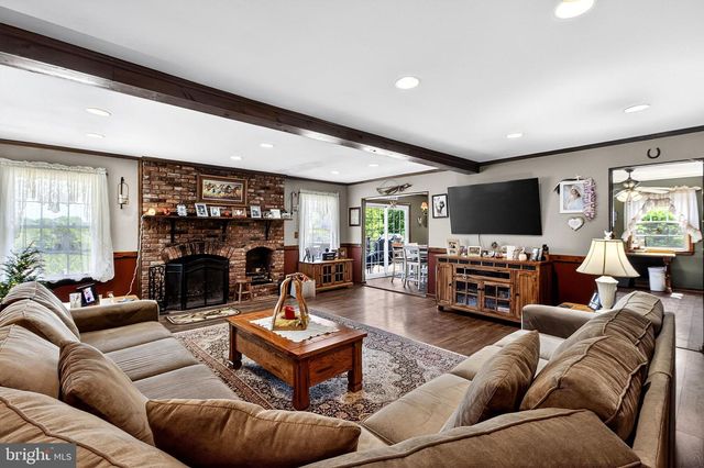 115 FAIRVIEW DR, Branchburg, NJ 08853