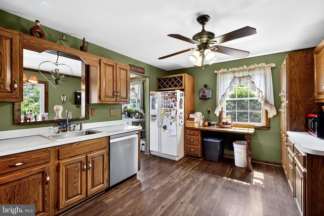 115 FAIRVIEW DR, Branchburg, NJ 08853