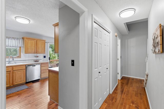 1412 Clubhouse Ct., Andover, KS 67002