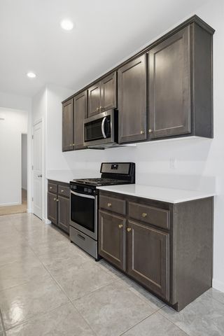 2914 S Clark Street, Visalia, CA 93292