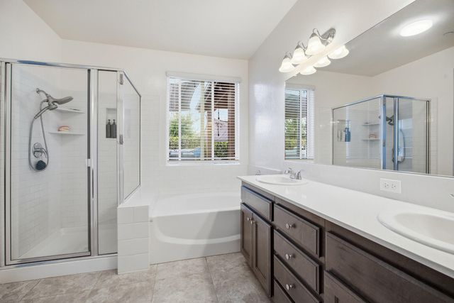 2914 S Clark Street, Visalia, CA 93292