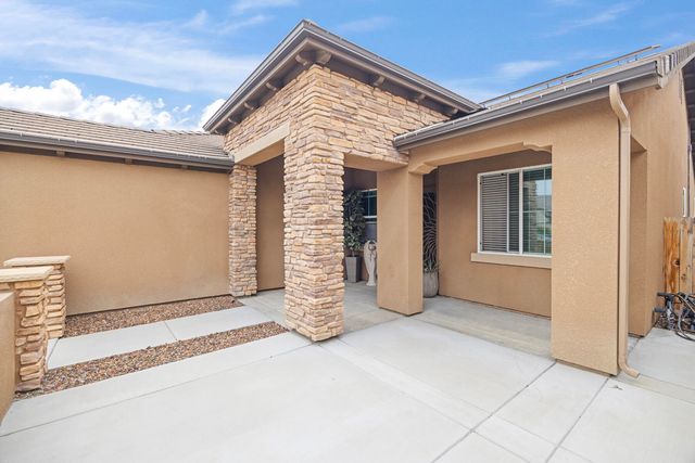 2914 S Clark Street, Visalia, CA 93292