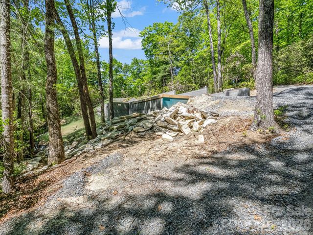 352 Big Hill Road, Brevard, NC 28712