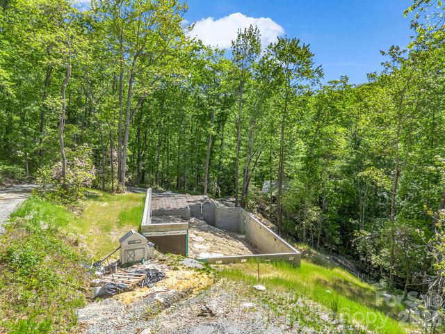 352 Big Hill Road, Brevard, NC 28712