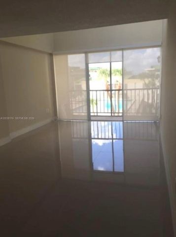 8810 Fontainebleau Boulevard 303, Miami, FL 33172