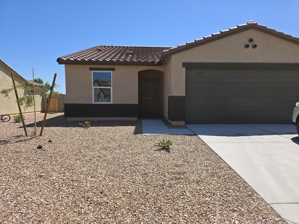 737 Dylan Court, Wickenburg, AZ 85390
