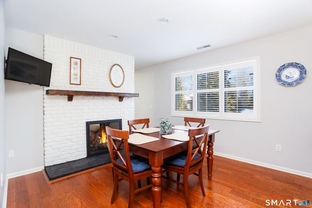 310 Lansdowne Road 310, Westport, CT 06880