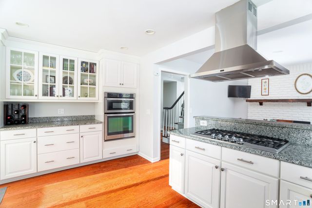 310 Lansdowne Road 310, Westport, CT 06880