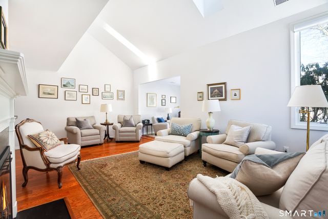 310 Lansdowne Road 310, Westport, CT 06880