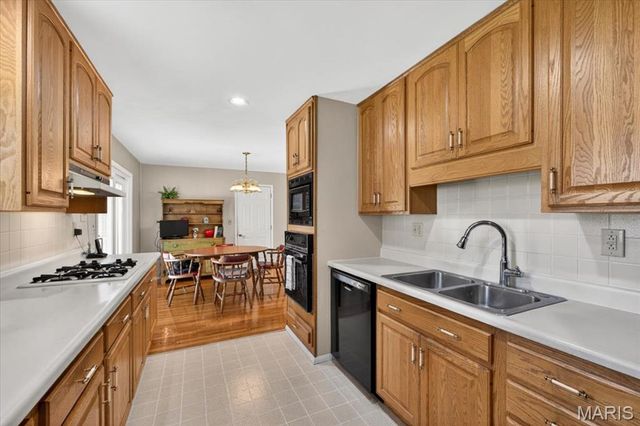 249 Aspen Trail Drive, Ballwin, MO 63011