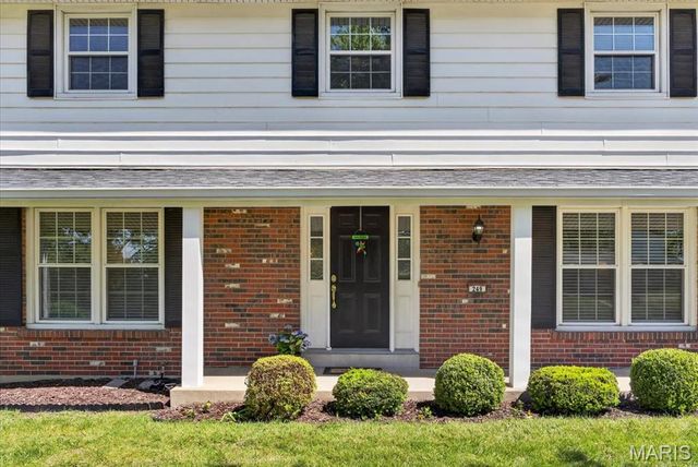 249 Aspen Trail Drive, Ballwin, MO 63011
