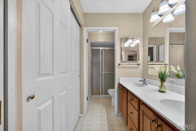 249 Aspen Trail Drive, Ballwin, MO 63011