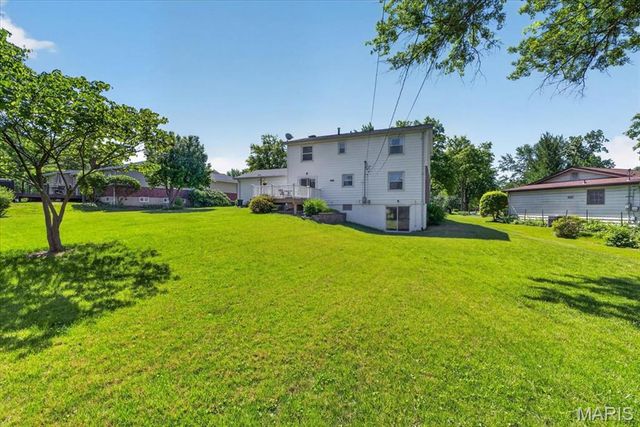 249 Aspen Trail Drive, Ballwin, MO 63011