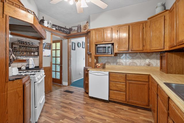 824 Maltby Street, Jackson, MI 49202