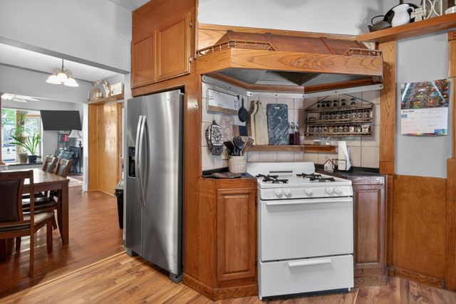 824 Maltby Street, Jackson, MI 49202