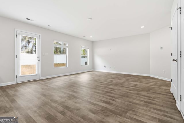 490 Caledon Way, Hampton, GA 30228