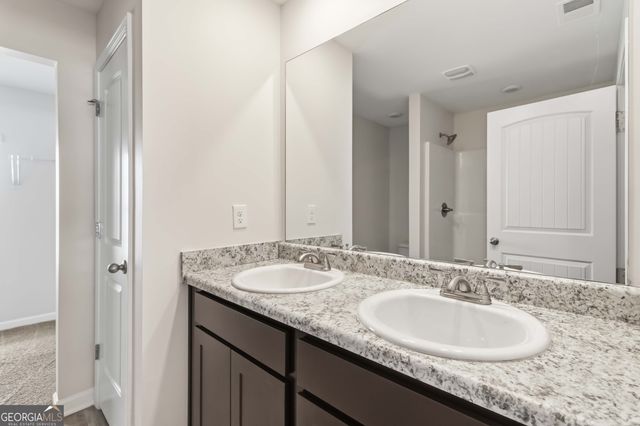 490 Caledon Way, Hampton, GA 30228