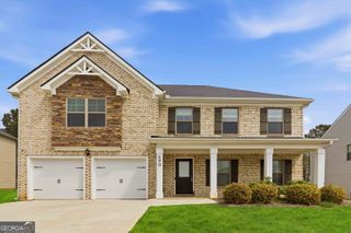 490 Caledon Way, Hampton, GA 30228