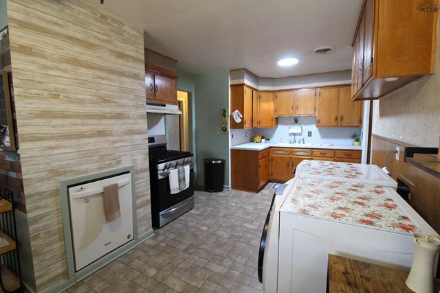 4949 S LAKE PARK DRIVE, Wichita Falls, TX 76302