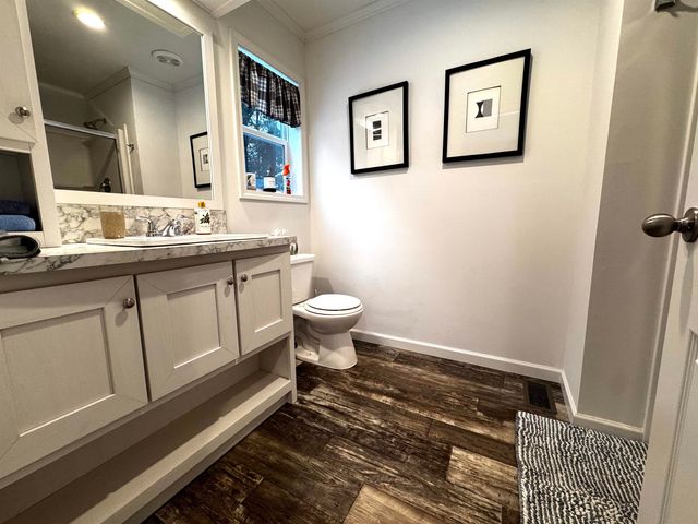 30 Evergreen Lane, Hopkinton, NH 03229