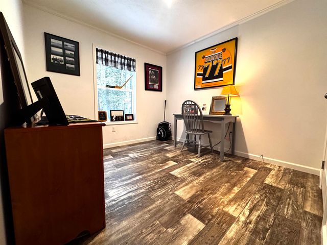 30 Evergreen Lane, Hopkinton, NH 03229