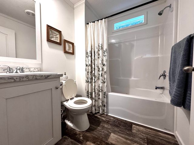 30 Evergreen Lane, Hopkinton, NH 03229