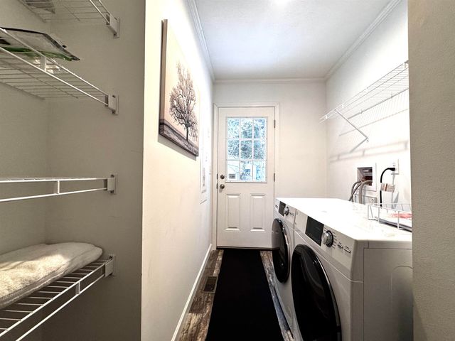 30 Evergreen Lane, Hopkinton, NH 03229