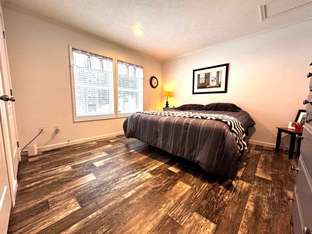 30 Evergreen Lane, Hopkinton, NH 03229