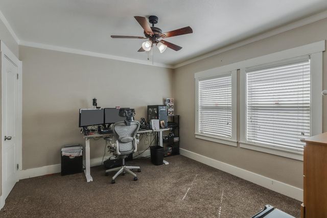 1116 W Park St, Stockton, CA 95203