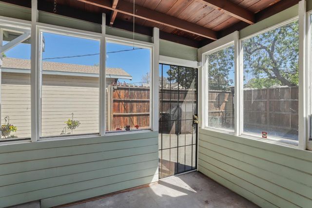 1116 W Park St, Stockton, CA 95203