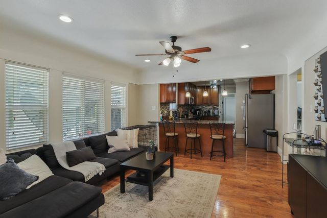 1116 W Park St, Stockton, CA 95203