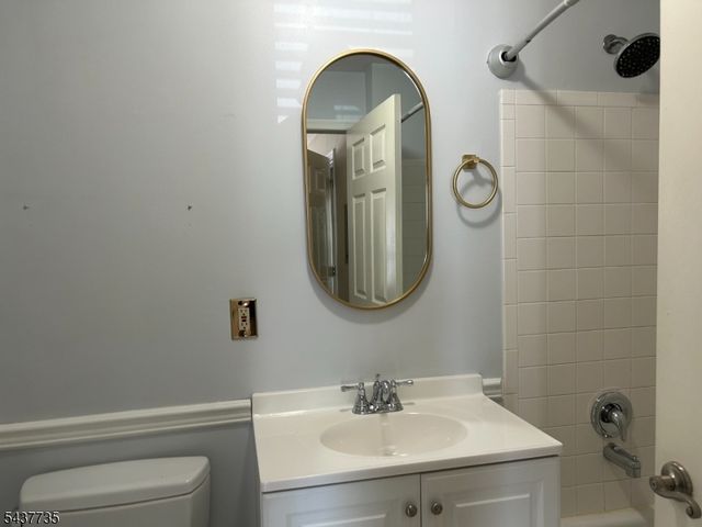 18 ASHINGTON CLUB RD 18, Far Hills Boro, NJ 07931