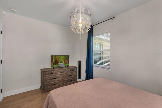 606 N SHORE DRIVE, Leesburg, FL 34748