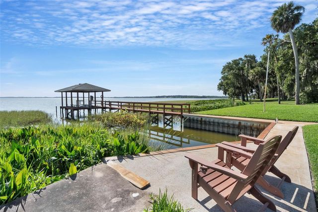 606 N SHORE DRIVE, Leesburg, FL 34748