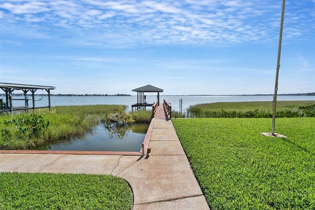 606 N SHORE DRIVE, Leesburg, FL 34748