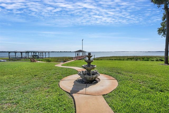 606 N SHORE DRIVE, Leesburg, FL 34748