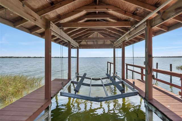 606 N SHORE DRIVE, Leesburg, FL 34748