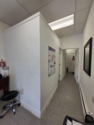 1446 Williamsbridge Road 2, Bronx, NY 10461