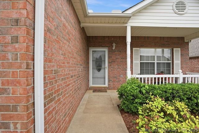 4306 Greentree Way 13, Sand Springs, OK 74063