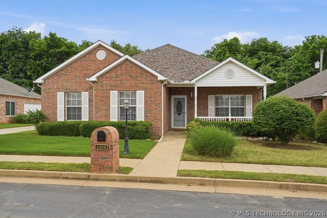 4306 Greentree Way 13, Sand Springs, OK 74063
