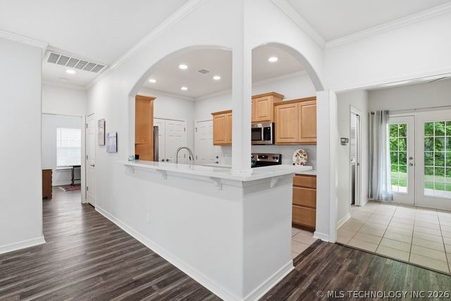 4306 Greentree Way 13, Sand Springs, OK 74063