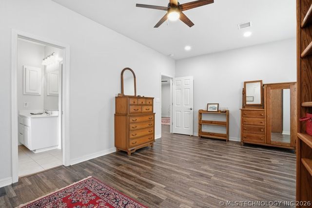 4306 Greentree Way 13, Sand Springs, OK 74063
