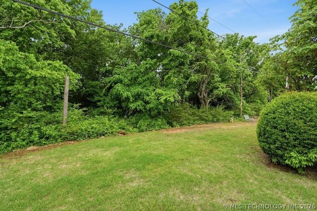 4306 Greentree Way 13, Sand Springs, OK 74063