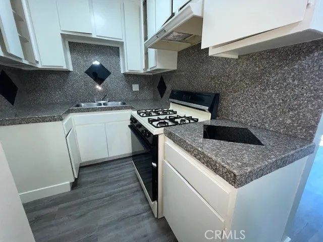 13717 Chadron Avenue 20, Hawthorne, CA 90250